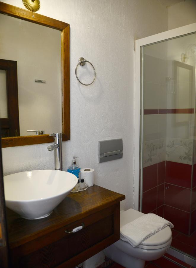 Bozcaada Boutique Bed and Breakfast Buitenkant foto